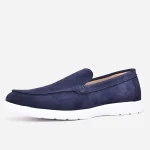 Chaussures europiyane en daim bleu